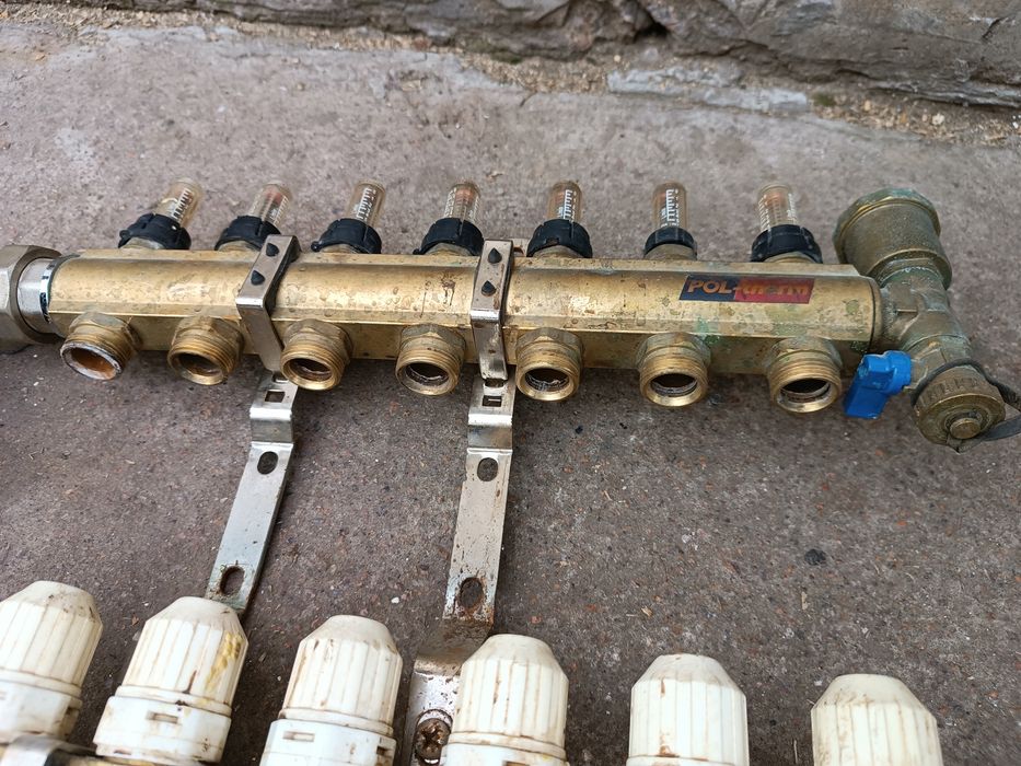 Коллектор теплого пола на 7 контурів Гребенка бронза