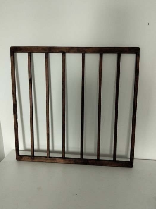 Cancela em madeira de pinho