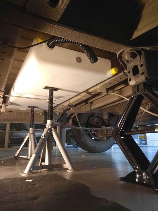 Reparação e adaptação de viaturas e autocaravanas