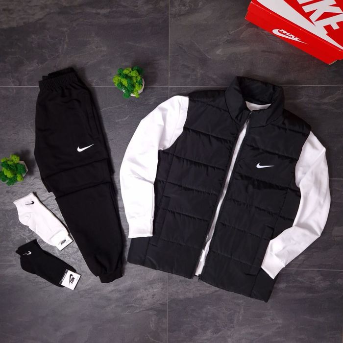 Топові Комплект NIKE на весну