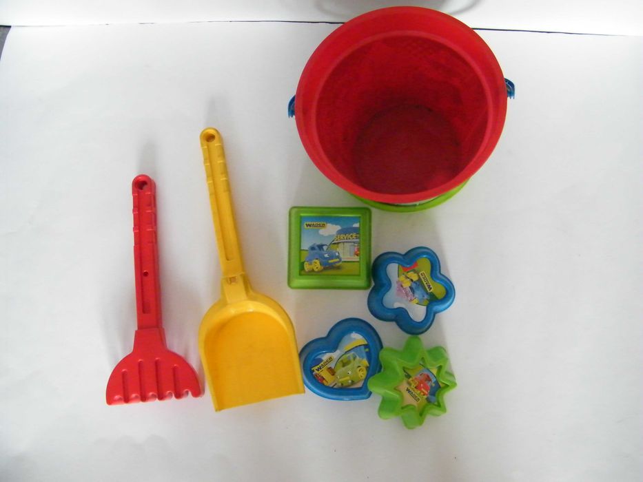WADER Transformers komplet do piasku 10 el.  - Rescue Bots