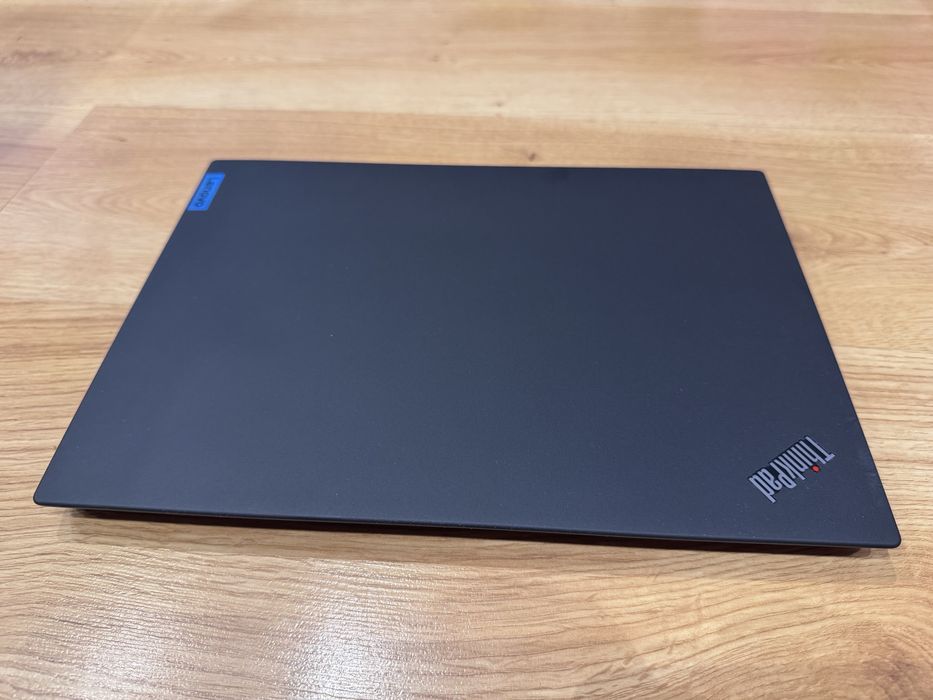 Laptop Lenovo ThinkPad X13 Gen 3 13,3” FHD/Ryzen 5 PRO 6650U/RAM 16GB/SSD 512GB/Win11Pro/Bateria 5h