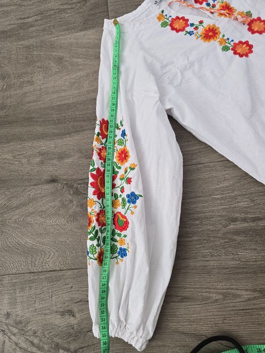 Вишиванка для дівчинки