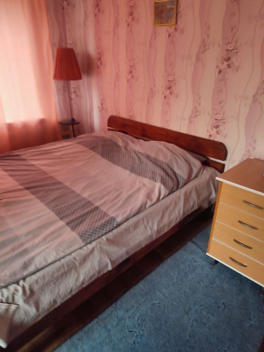 Сдам 2 кімнатну квартиру по суточно