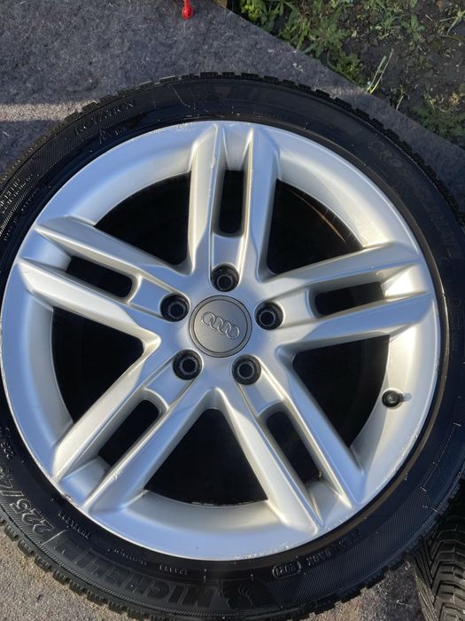 Felgi z oponami wielosezon 225/45/17 audi a3 8p a4 sline