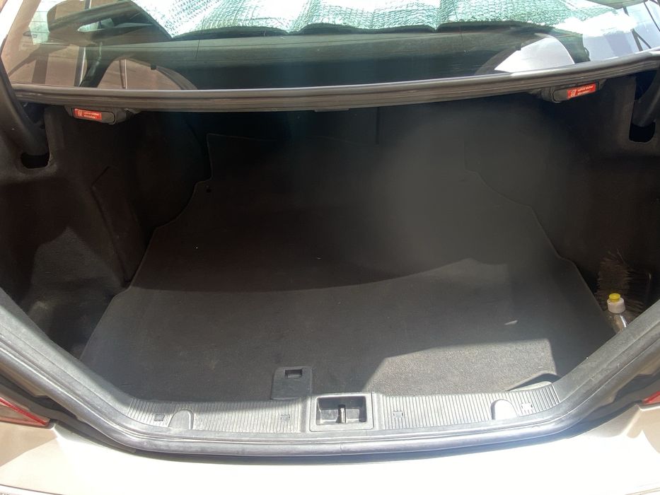 Mercedes 220 cdi com 143 cavalos cinsento elegance , com caixa automat