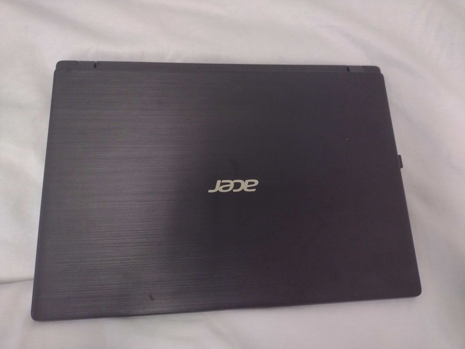 Laptop Acer czarny