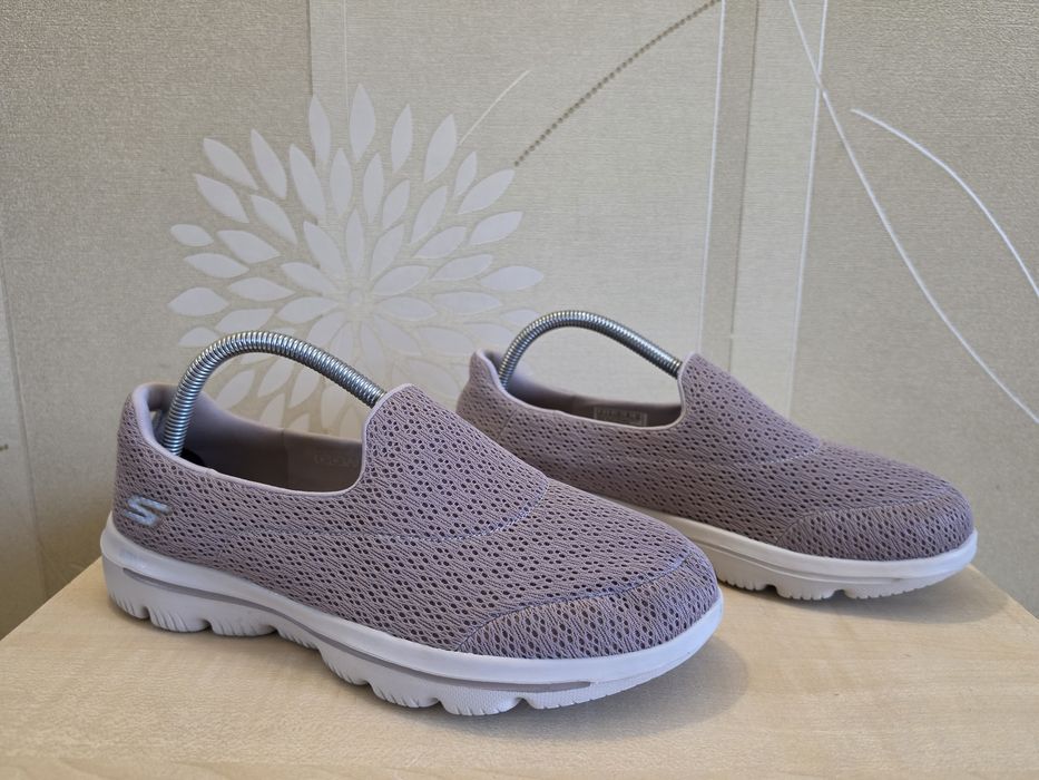 Сліпони жіночі кросівки Skechers Go Walk оригінал р.40-41