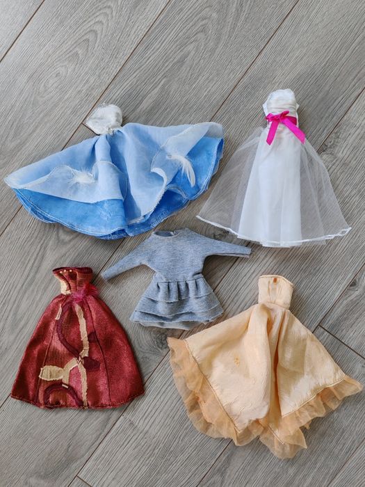 Barbie i inne z dodatkami, zestaw