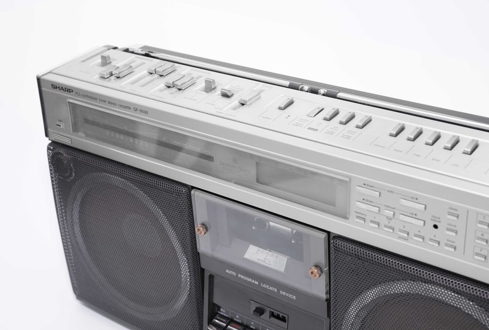 Radio magnetofon BOOMBOX SHARP GF-9595