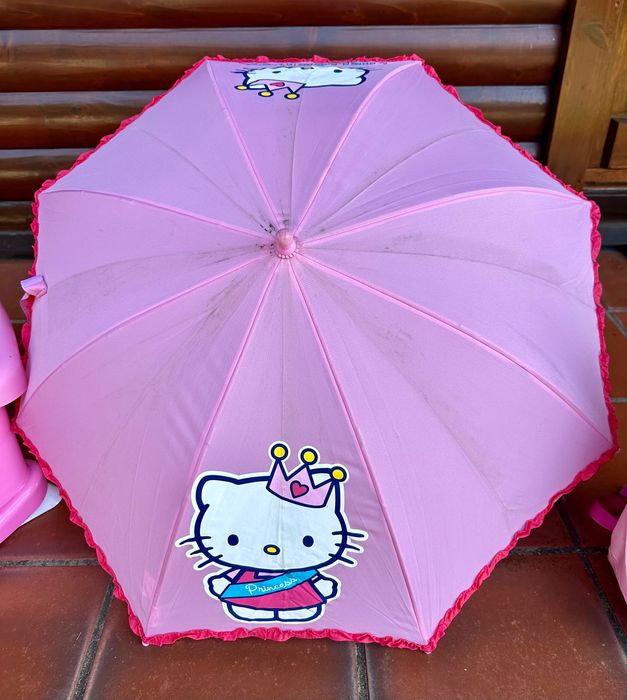 Hello Kitty Secretary, Umbrella, Backpack, and Plush Toy64739754517635121