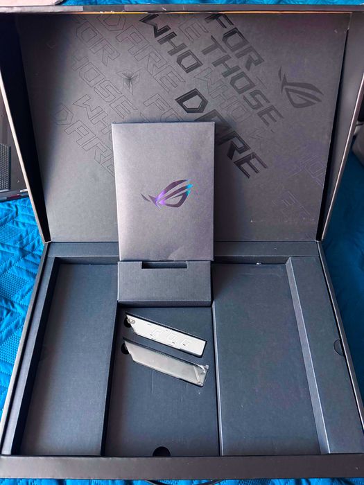 Laptop Asus rog strix scar 3070 ti, 32gb, 2TB