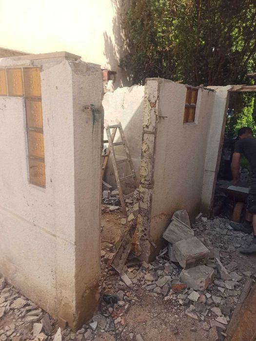 Skuwanie posadzki ,wyburzenia,rozbiórki.