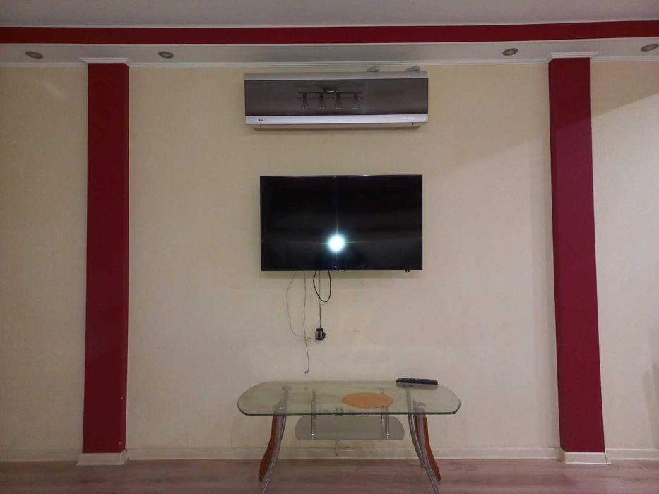 Продам двухкомнатную квартиру с ремонтом на Осипенковском мкр