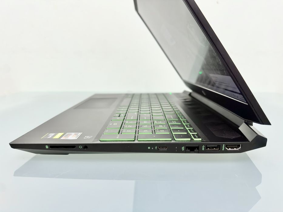 Laptop HP Pavilion Gaming 15/AMD Ryzen 5/GTX 1050/16GB DDR4/SSD 512GB