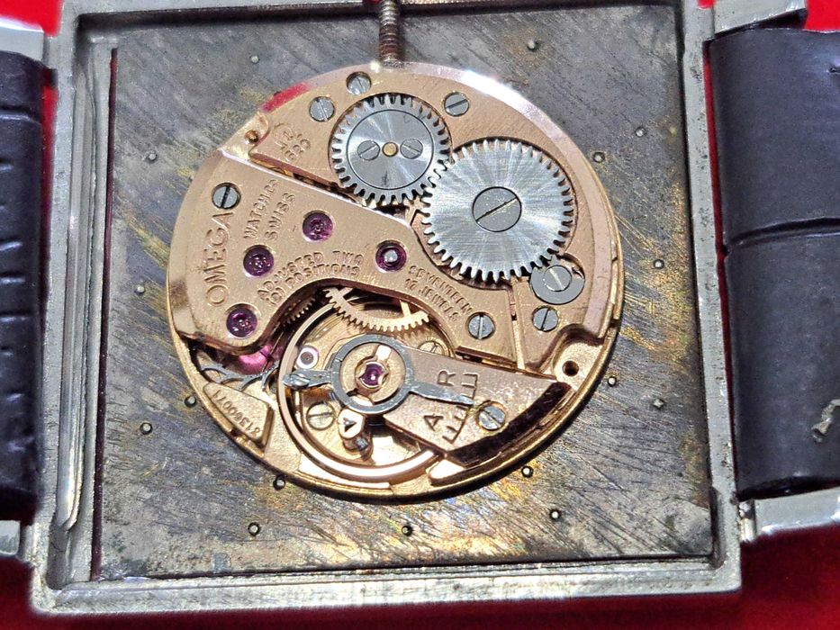 OMEGA de Vile, relógio de pulso para homem