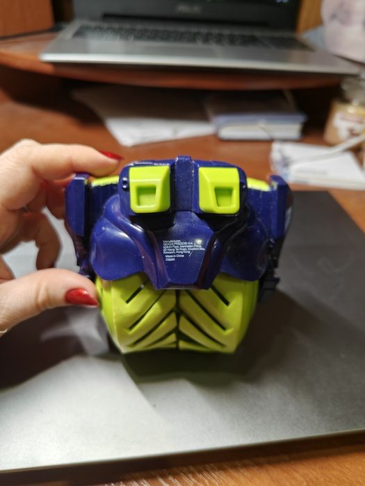 пожирач вірусів,  ігровий набір за мотивами мультсеріалу Virus Attack