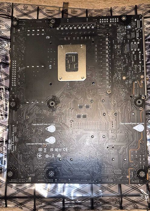Материнська плата MSI MPG Z790 CARBON WIFI  LGA1700