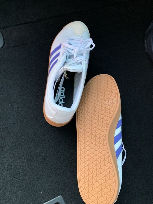 Adidasy          nowe