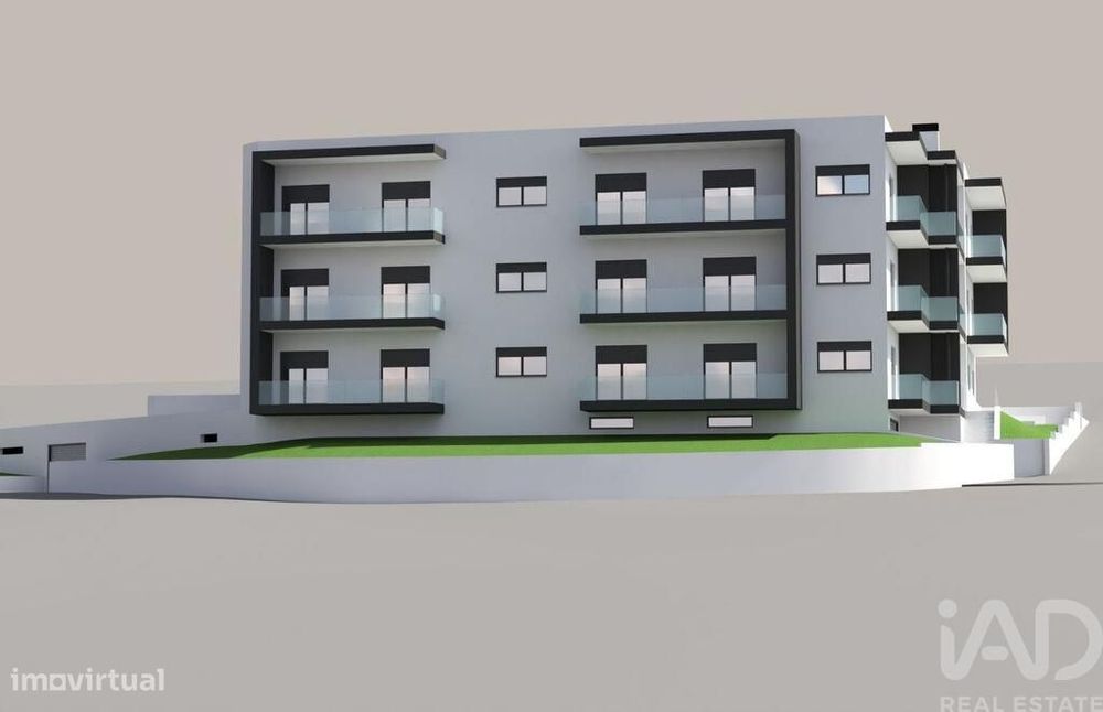 Apartamento T2 em Nogueira do Cravo e Pindelo de 137,00 m2