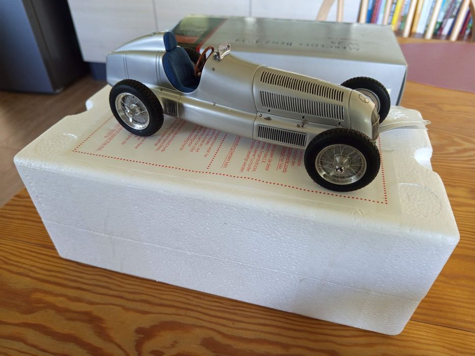 Mercedes W25 CMC