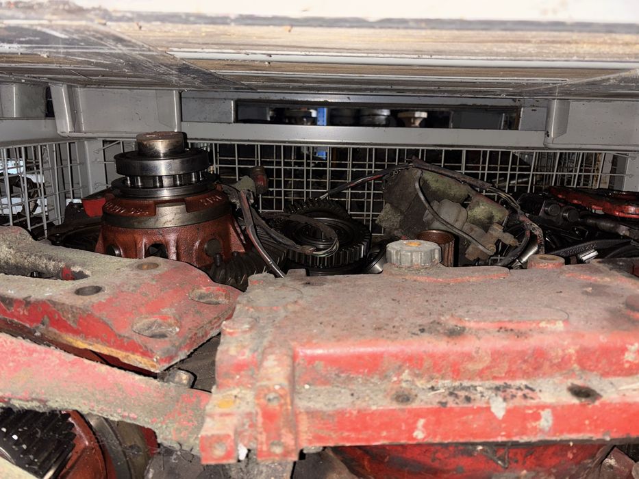 Case XL 956 części