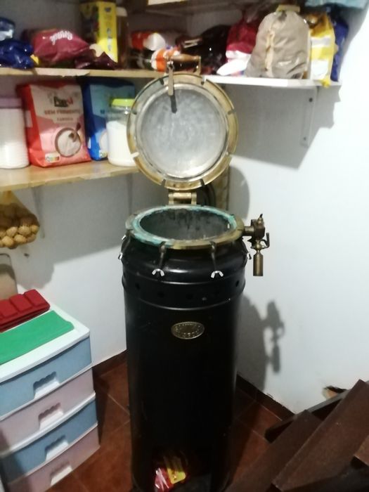 Caldeira antiga em bom estado