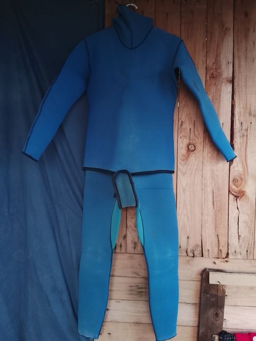 Fato de mergulho da Picasso