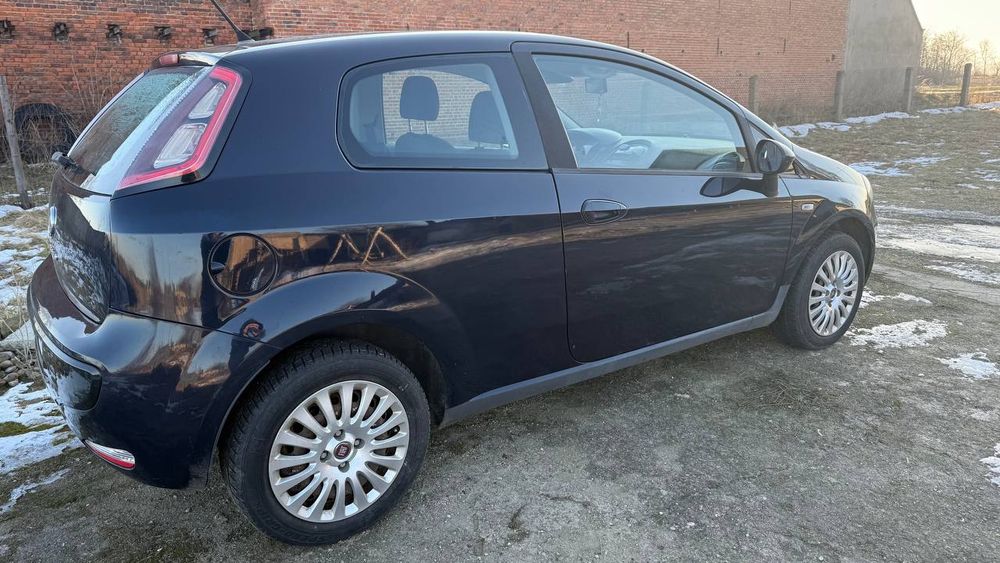 Fiat Punto Evo 2011 1.25b opłaty na rok
