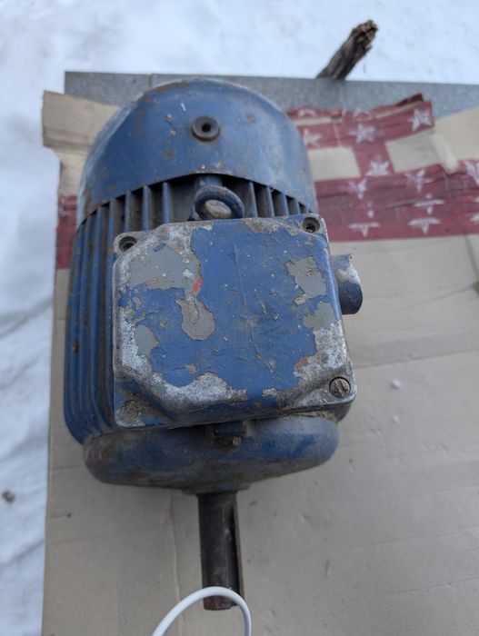 Продам електродвигун