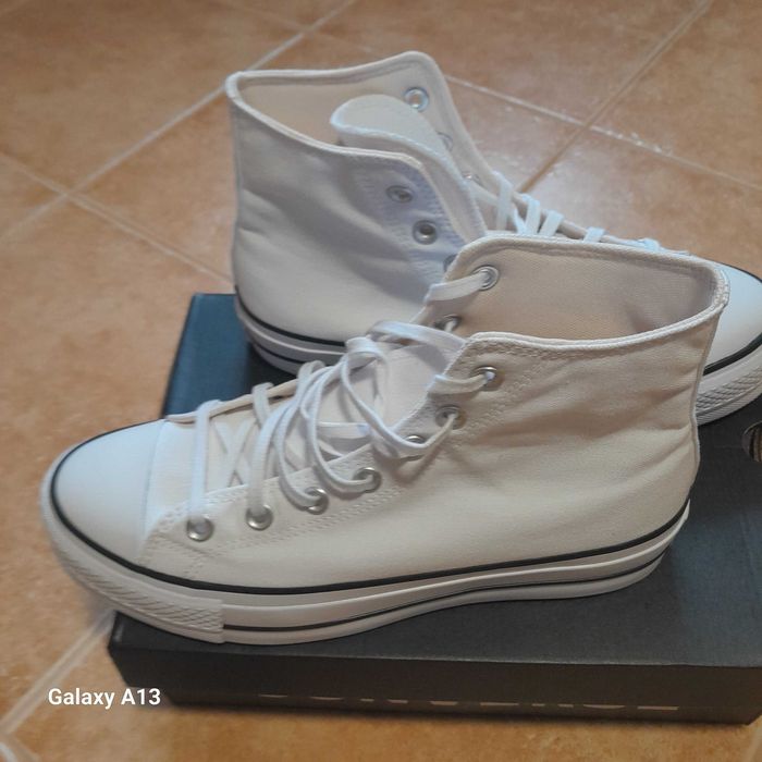 Buty Conwerse rozmiar 39,5 Nowe