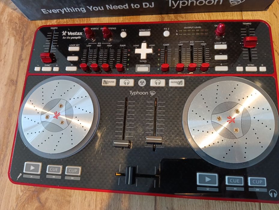 Vestax Typhoon DJ Controller