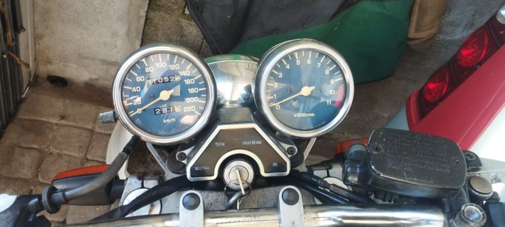 Moto Yamaha XJ600N