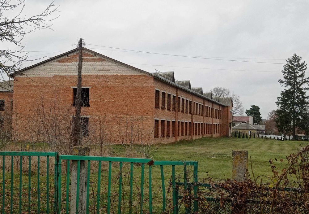 Нежитлова будівля - с-ще Тростянець, Вінницька обл.