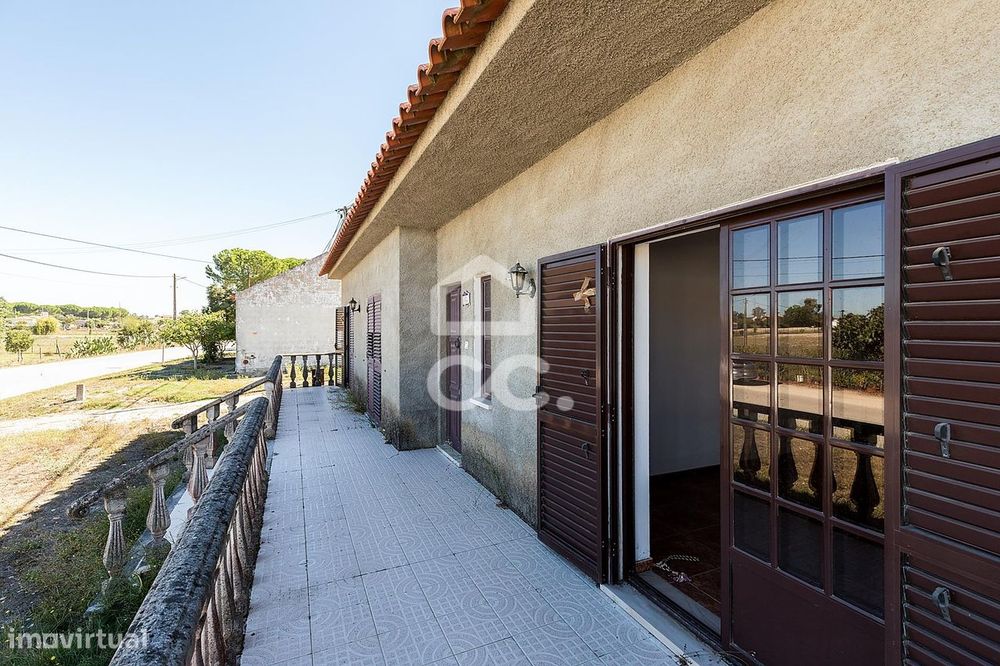 Moradia T3 Isolada inserida num lote de 720 m² em Vendas Novas, Évora