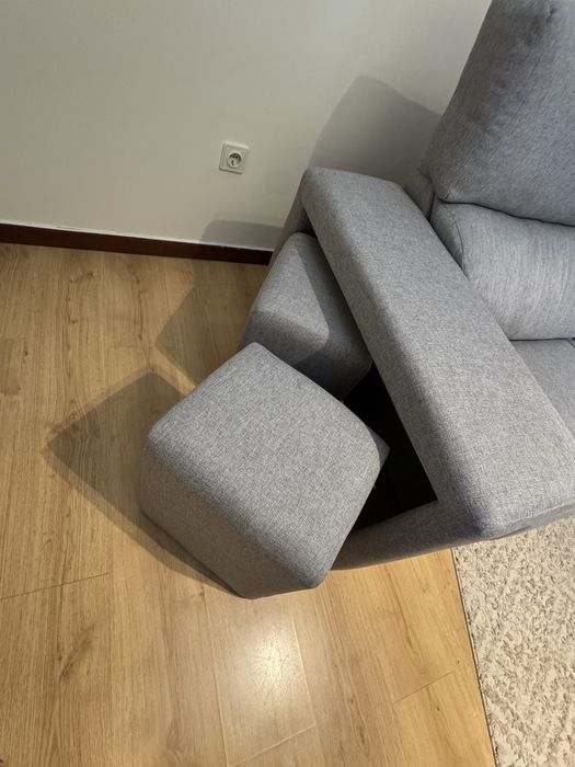 Sofá 3 lugares com chaise longue