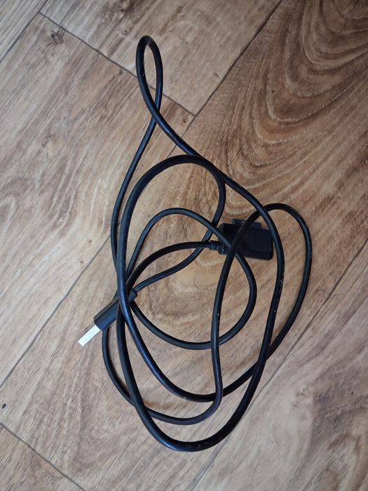 Kabel TomTom stan bdb, oryginał