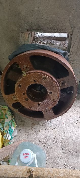 Токарный патрон 500, 4-х кулачковый.