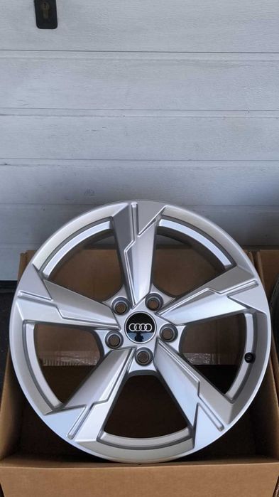 Felgi aluminiowe 18" 5x112 Audi A6 C9 A6 C8 A6 C7 A4 B9 Q5 VW Skoda (OL808F)