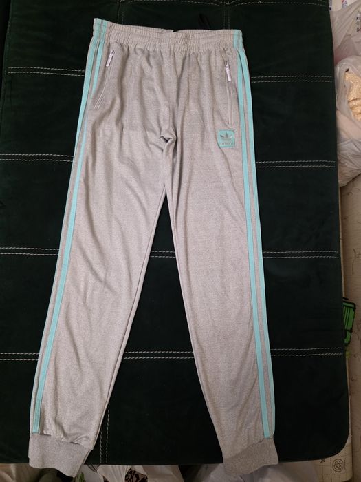 Спортивний костюм