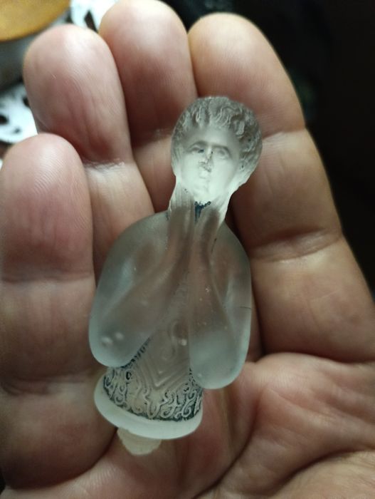 Bela tampa/ rolha antiga de vidro fosco