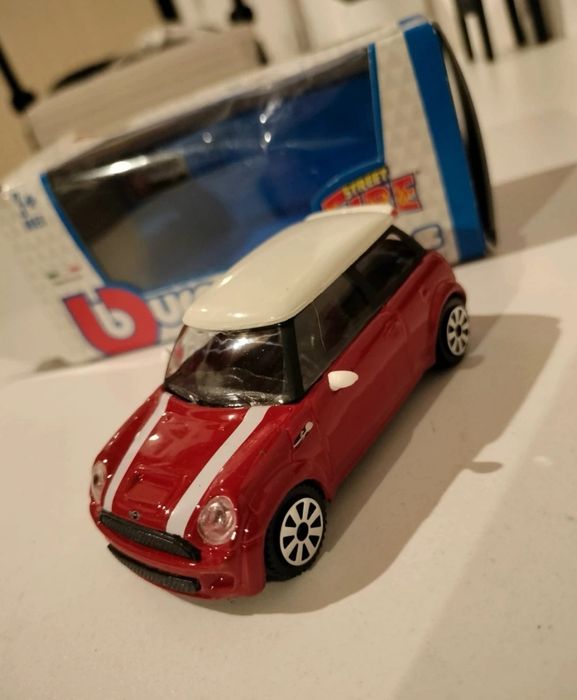 Mini Cooper Burago 1/43