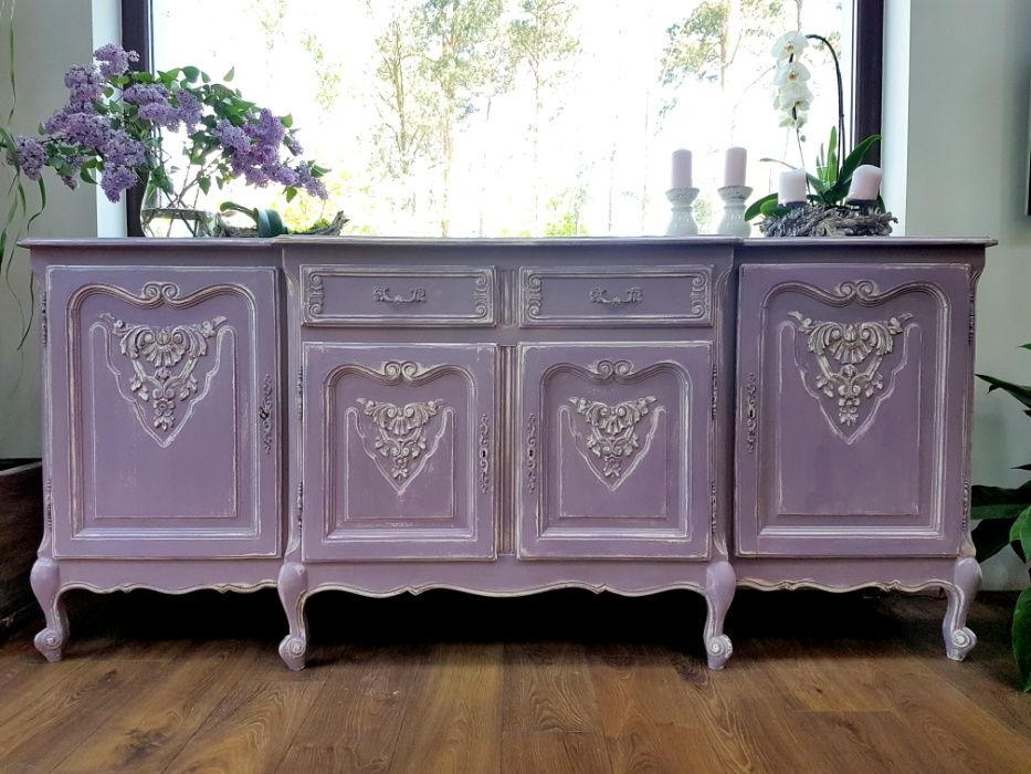 Duża, stylizowana komoda w stylu prowansalskim