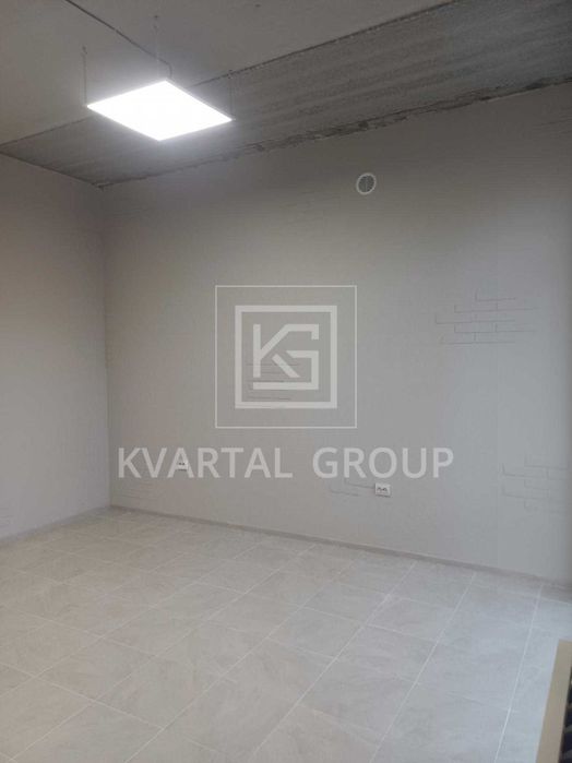 Комерція з ремонтом фасадного приміщення в НОВОМУ ЖК/ по вул.Лисенка