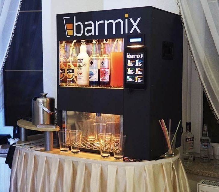 FOTOBUDKA 360 | HIT 2025 | Imprezy | Fotobox | BARMIX | Wynajem