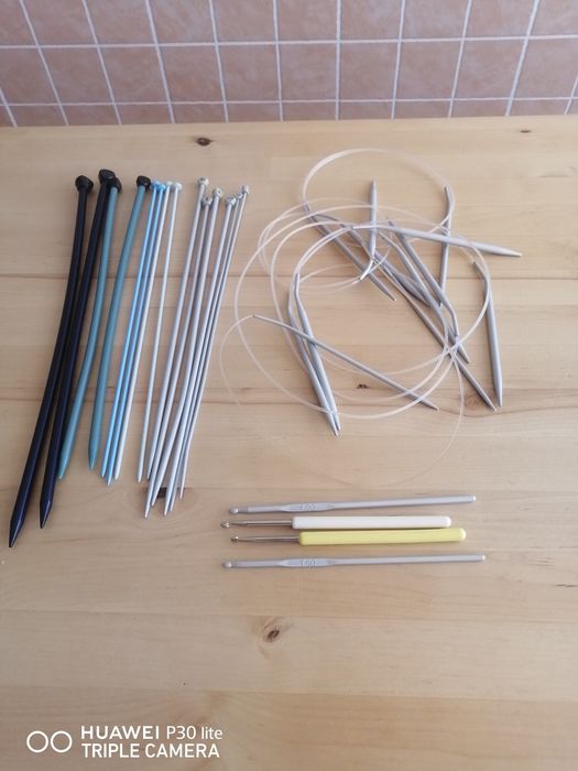 18 agulhas de tricotar