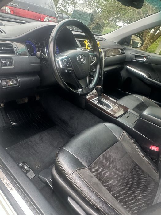 Toyota Camry продам