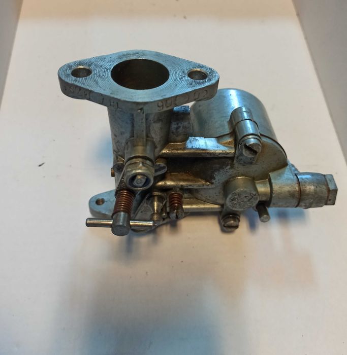 Wojskowy gaźnik do silnika agregatu PAB-2 kolekcjonerski wojsko