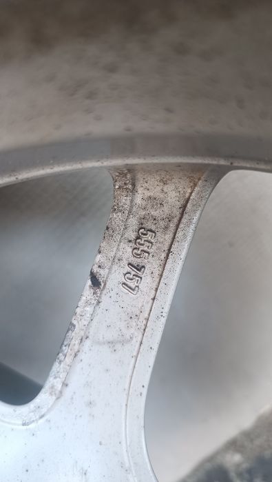 Alufelgi Borbet Y 17" 5x120 BMW x1 nowe opony 2024