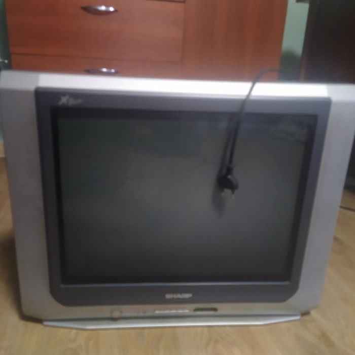 Телевізор б/у в гарному стані
